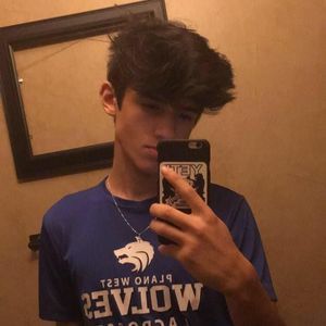 Meet your Posher, Stone